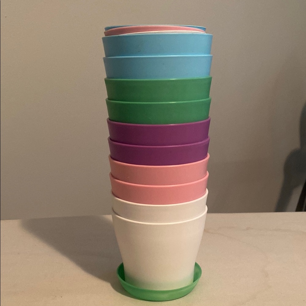 NWOT 10 Colorful Flower Pots with saucer